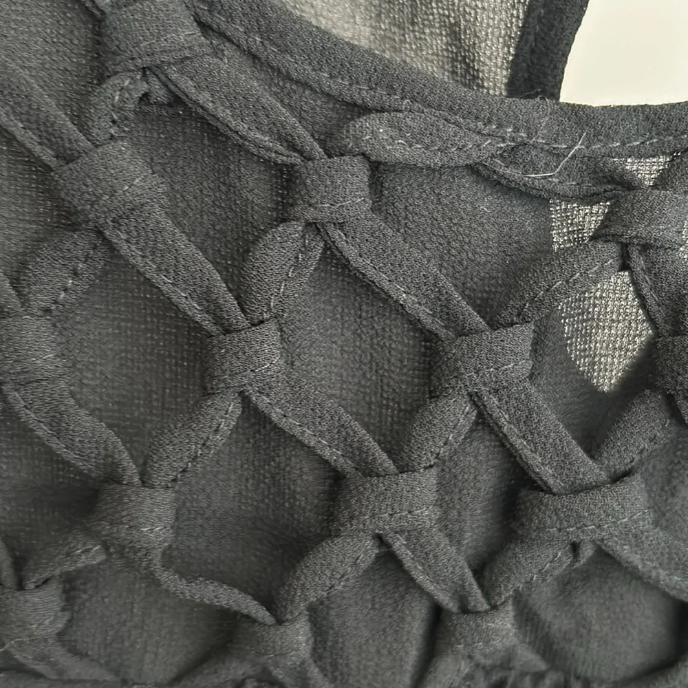 Mine brand Elegant Black Sleeveless Top size M - Picture 7 of 7